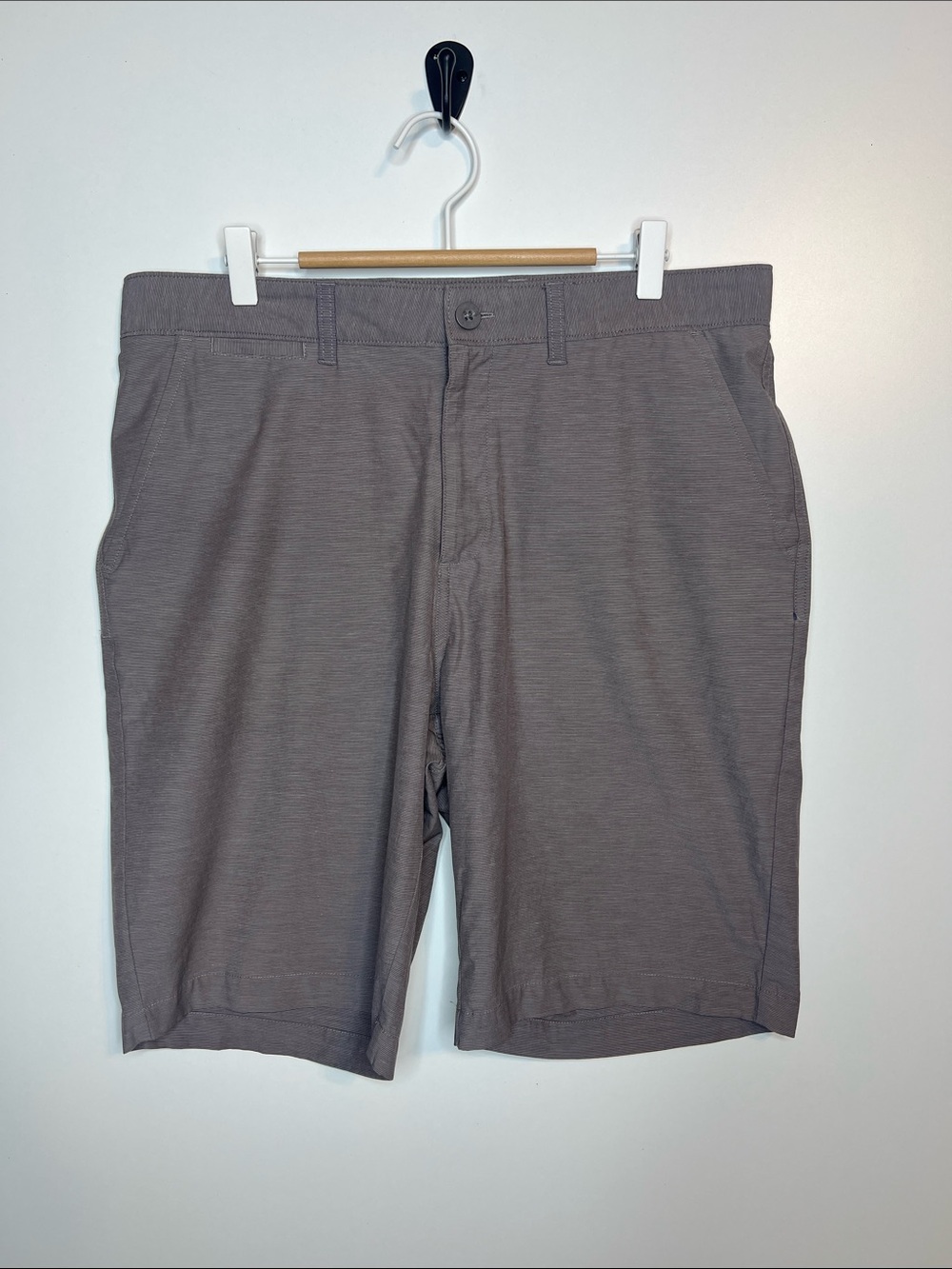 Johnnie-O Mulligan performance gold shorts